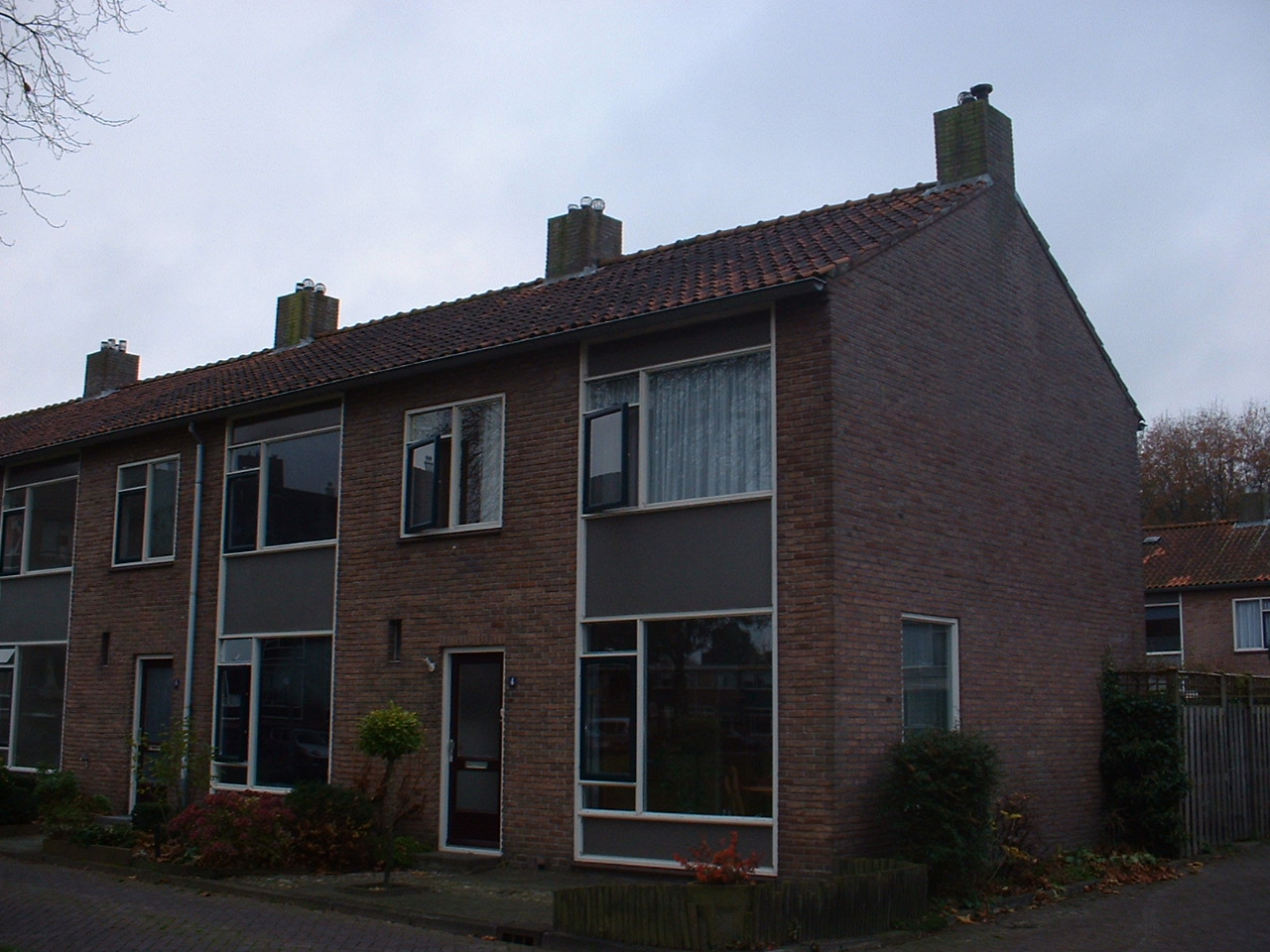 Asterstraat 4, 7906 JE Hoogeveen, Nederland