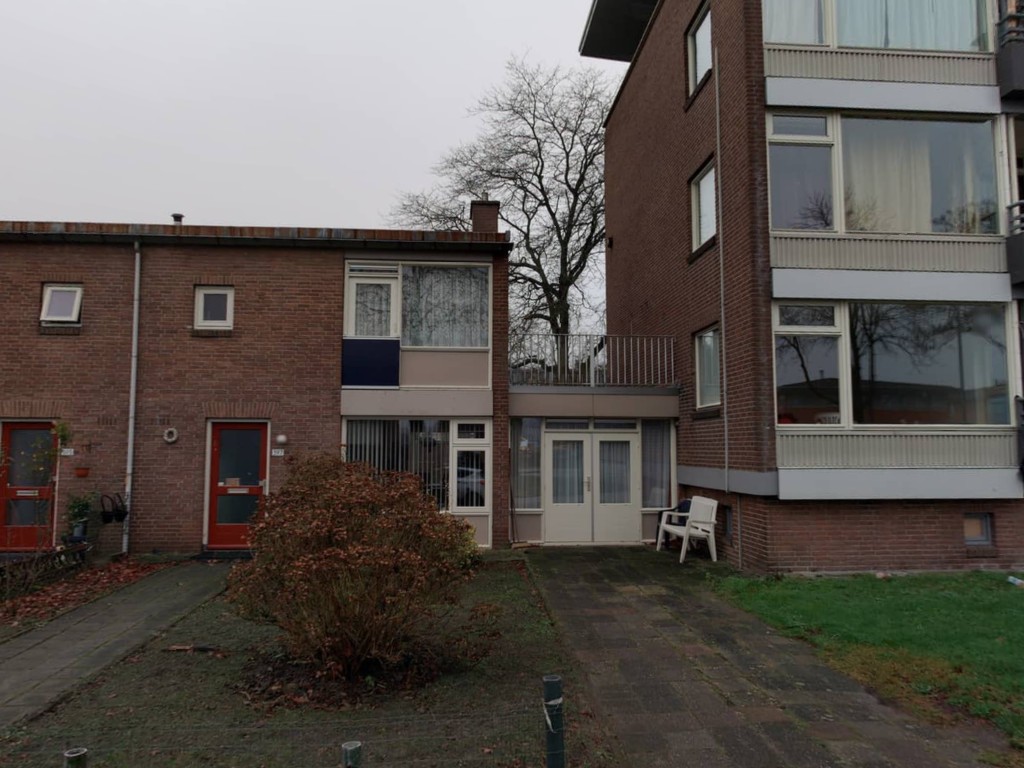 Nijkampenweg 397, 7815 GX Emmen, Nederland