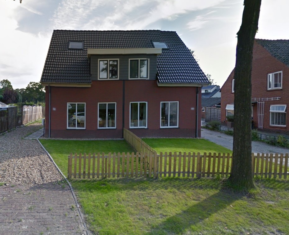 Twee-onder-één-kap te huur: Padkamp 16, Roden Roden