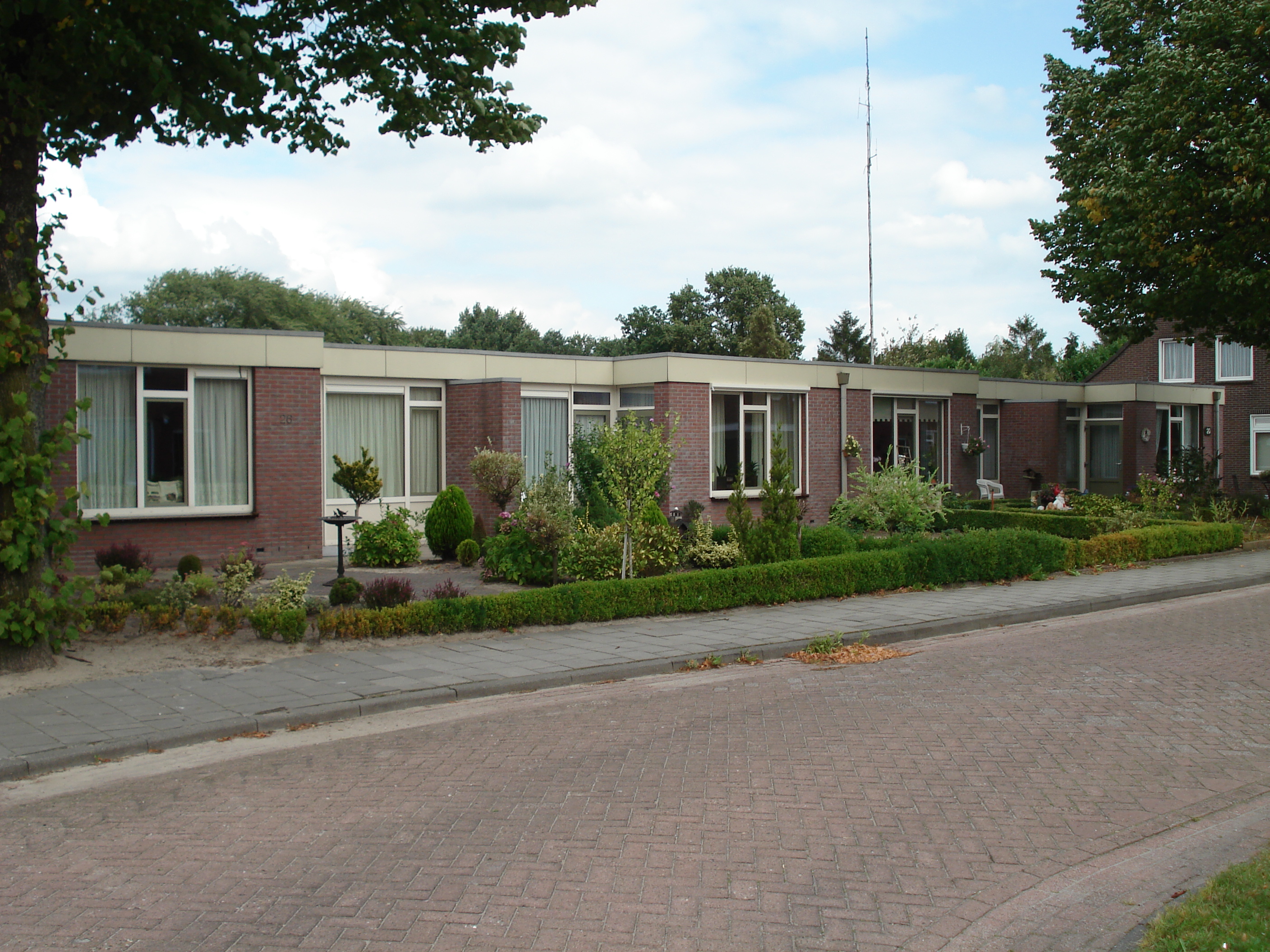 Hoekwoning te huur: Meidoornlaan 20, Geesbrug Geesbrug