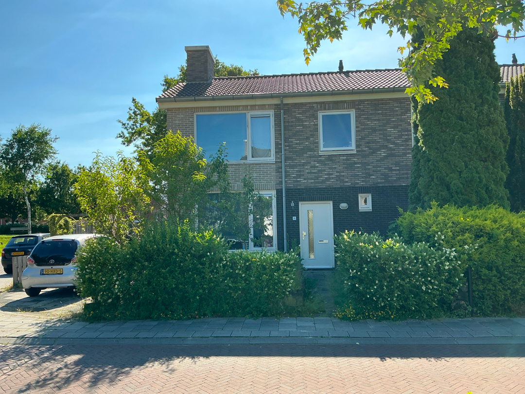 Hoekwoning te huur: Pareaustraat 16, Luchiesland Zuid Assen