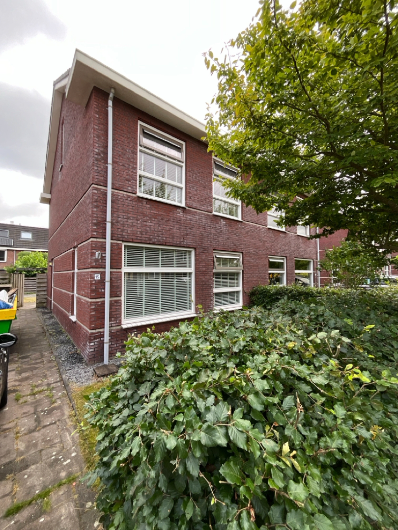 Semi-detached for rent: Holtdoef 15, Roden West Roden