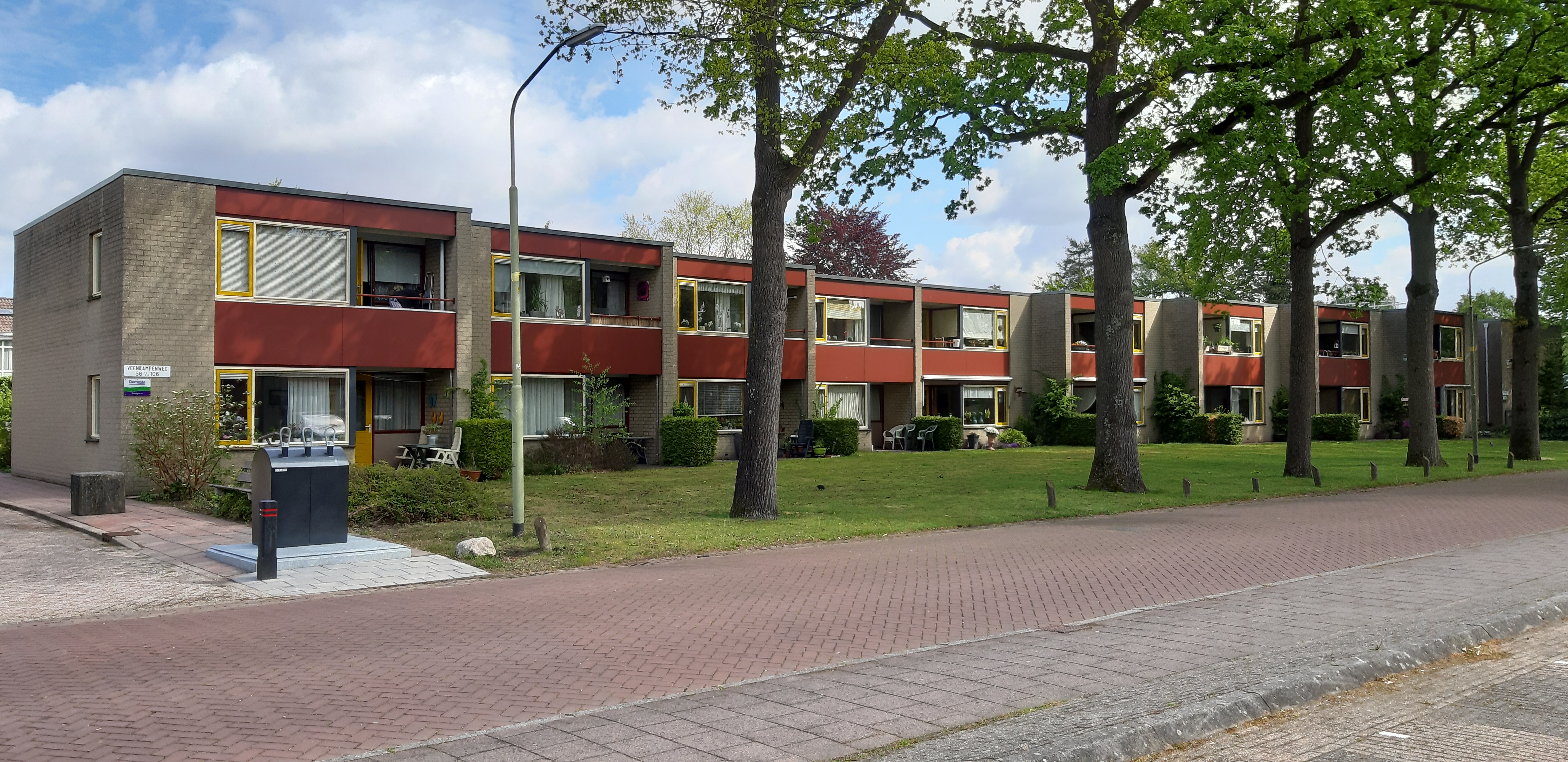 Appartement te huur: Veenkampenweg 106, Emmen over 't spoor Emmen