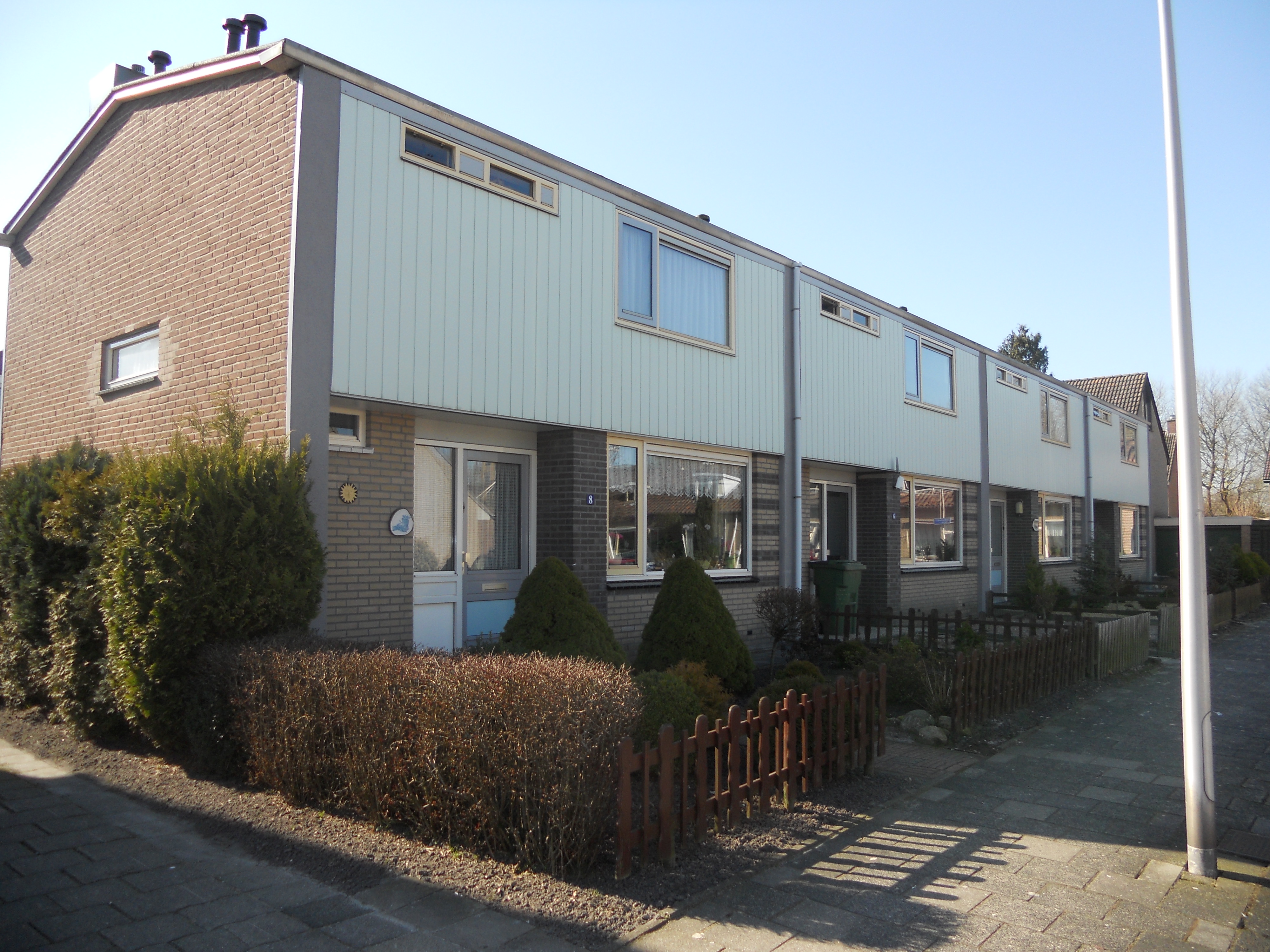 Hoekwoning te huur: Ranonkelstraat 8, Zuid Hoogeveen
