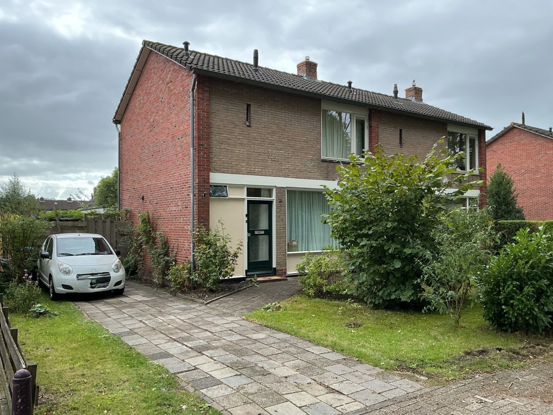 Twee-onder-één-kap te huur: Rijweg 74, Oosterwolde-Hieming Oosterwolde Fr